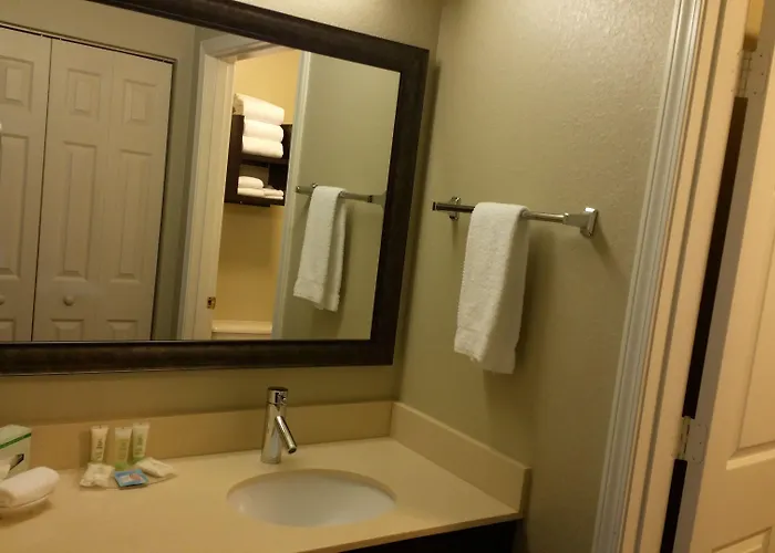 Staybridge Chicago-oakbrook Terrace By Ihg Hotel 3*