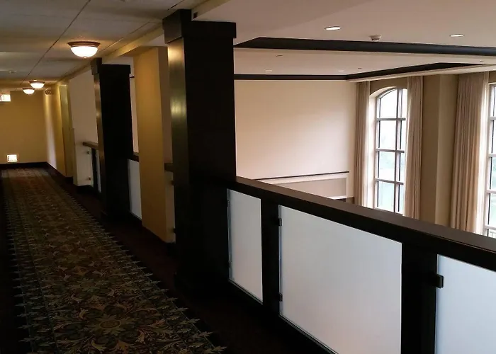 Staybridge Chicago-oakbrook Terrace By Ihg Hotel 3*